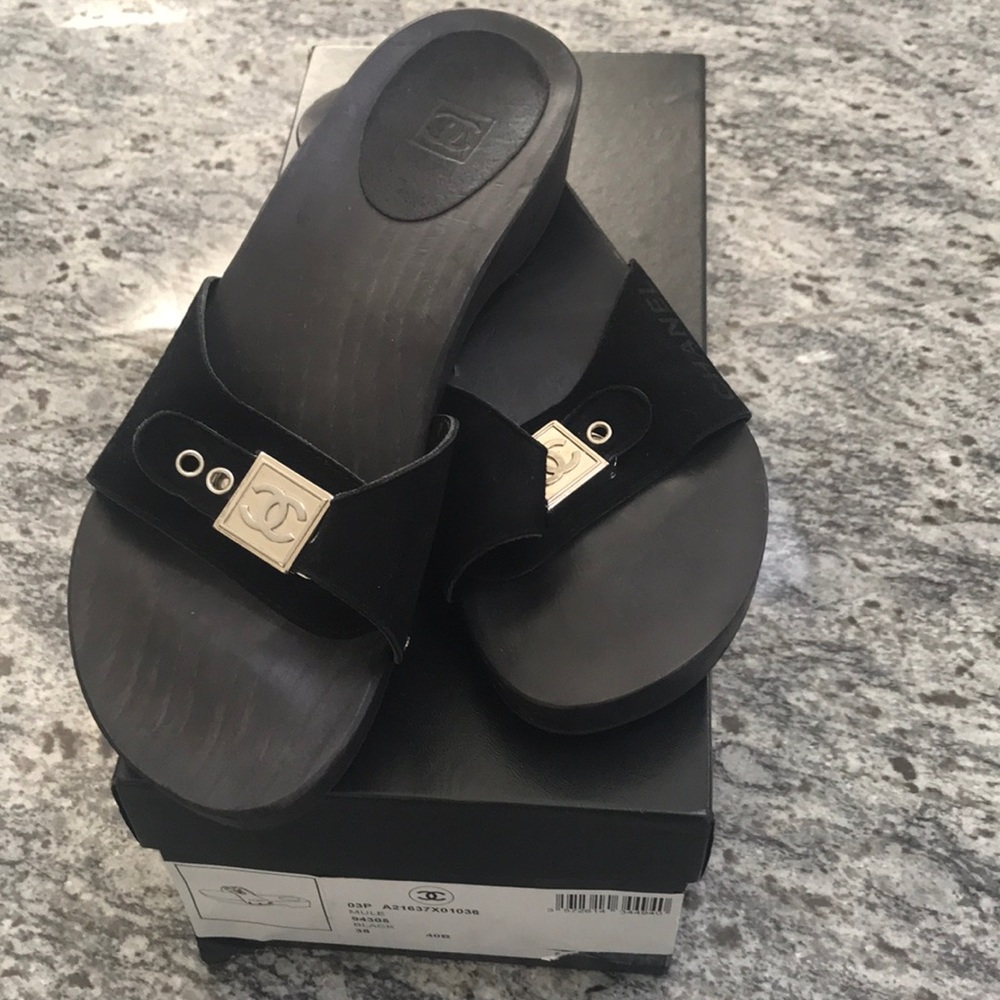 Chanel Slides